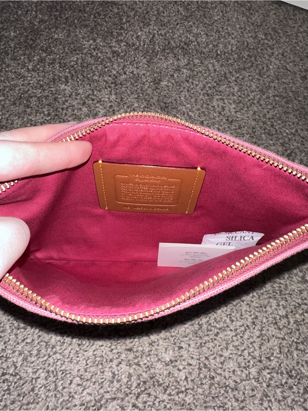 Coach Pink 'Coffee Shop' Tote with Matching Wristlet and Pouch - Picture 7 of 15